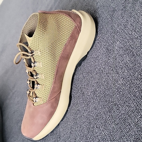 Men's Danner Caprine Olive/Pinecone Shoe - Picture 9 of 9